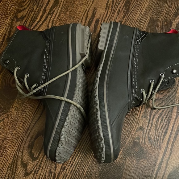 UGG Men’s Zetik Black Waterproof Boots - Picture 3 of 8